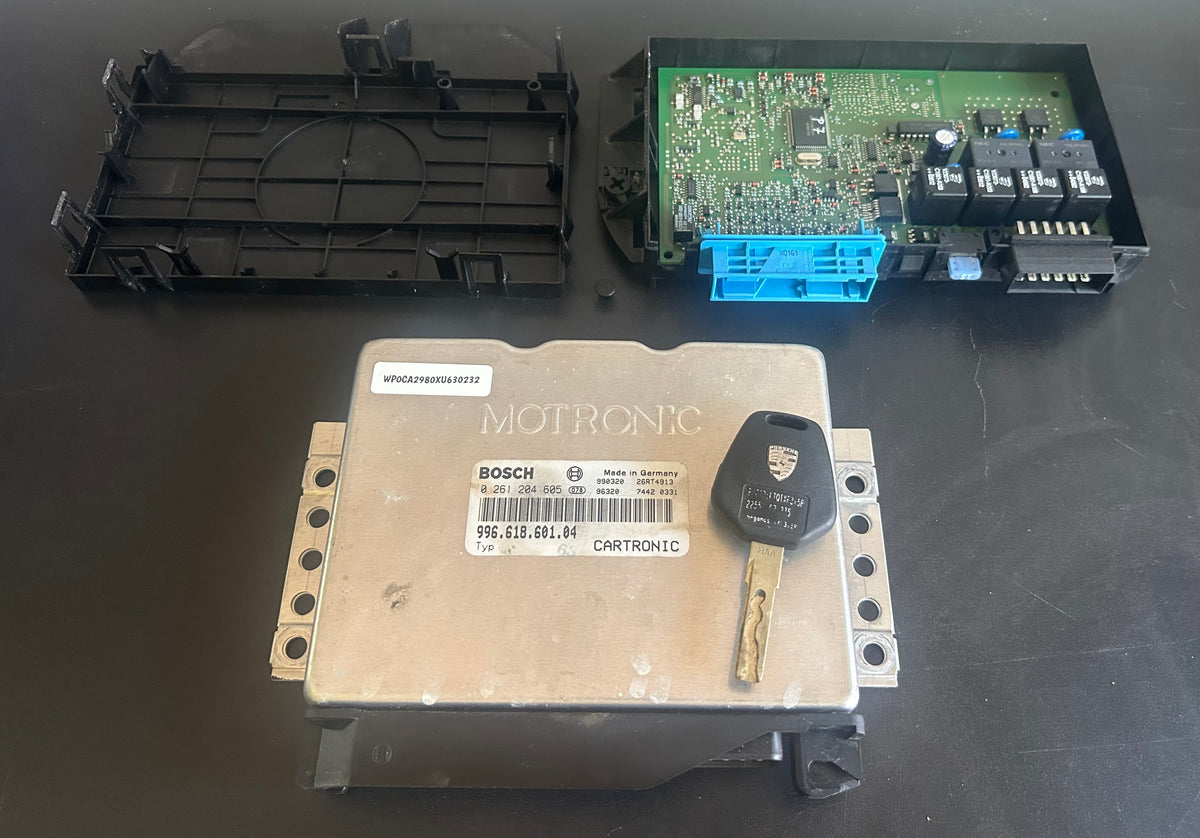 1999 Porsche 986 Boxster DME, ECU, and Key